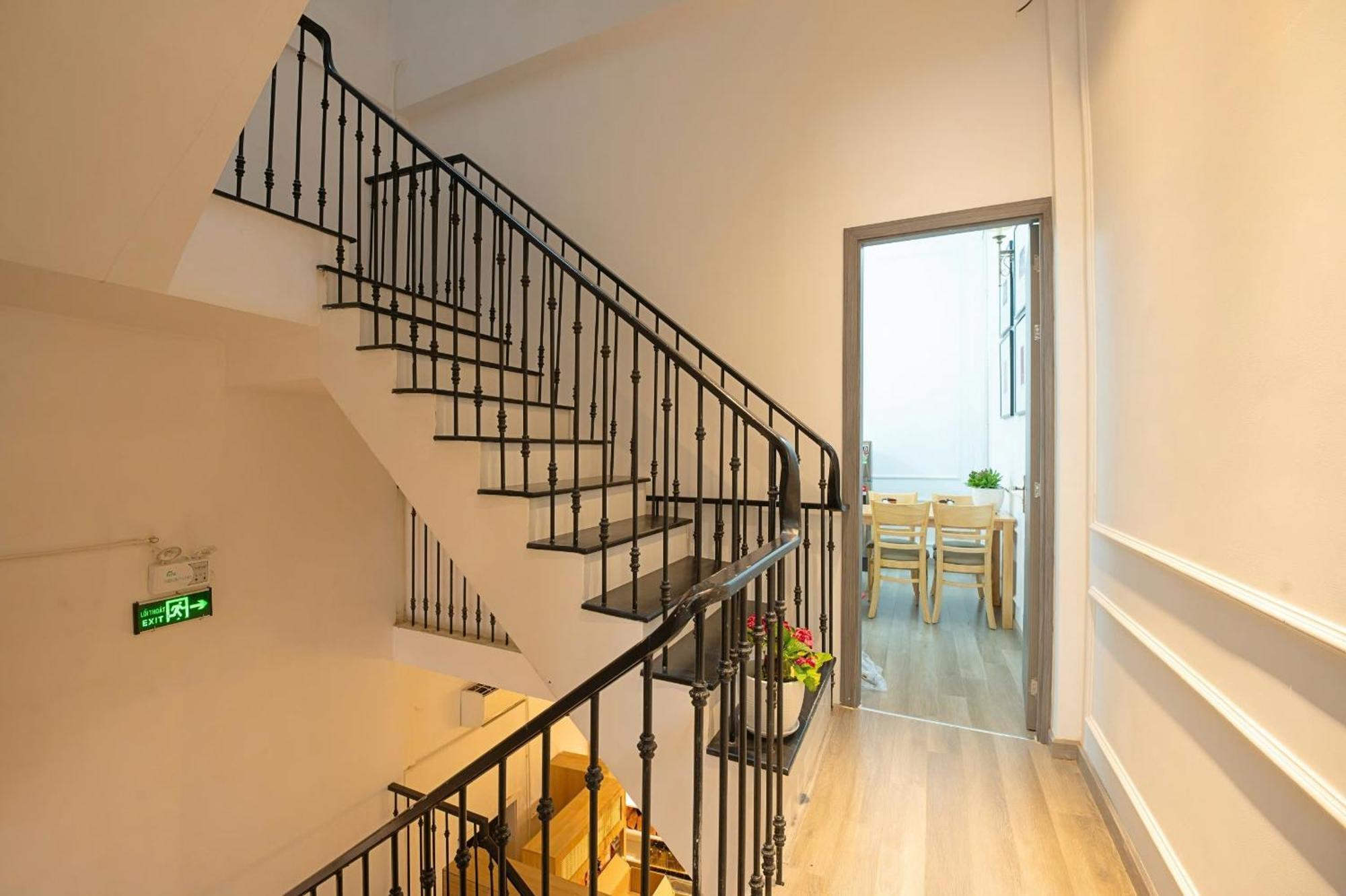 Q Hotel & Apartment Han Market Дананг Экстерьер фото